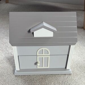 Potterybarn Kids Dollhouse Jewlery Box
